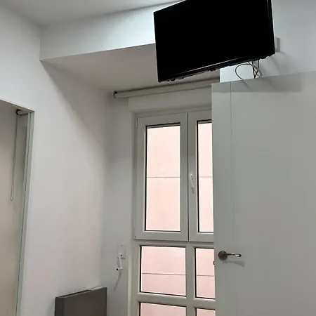 Aparthotel Turisticos Plaza Atochas A Coruna
