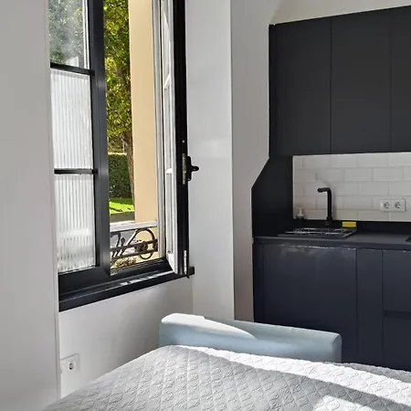 Turisticos Plaza Atochas # 4 3* א-קורוניה